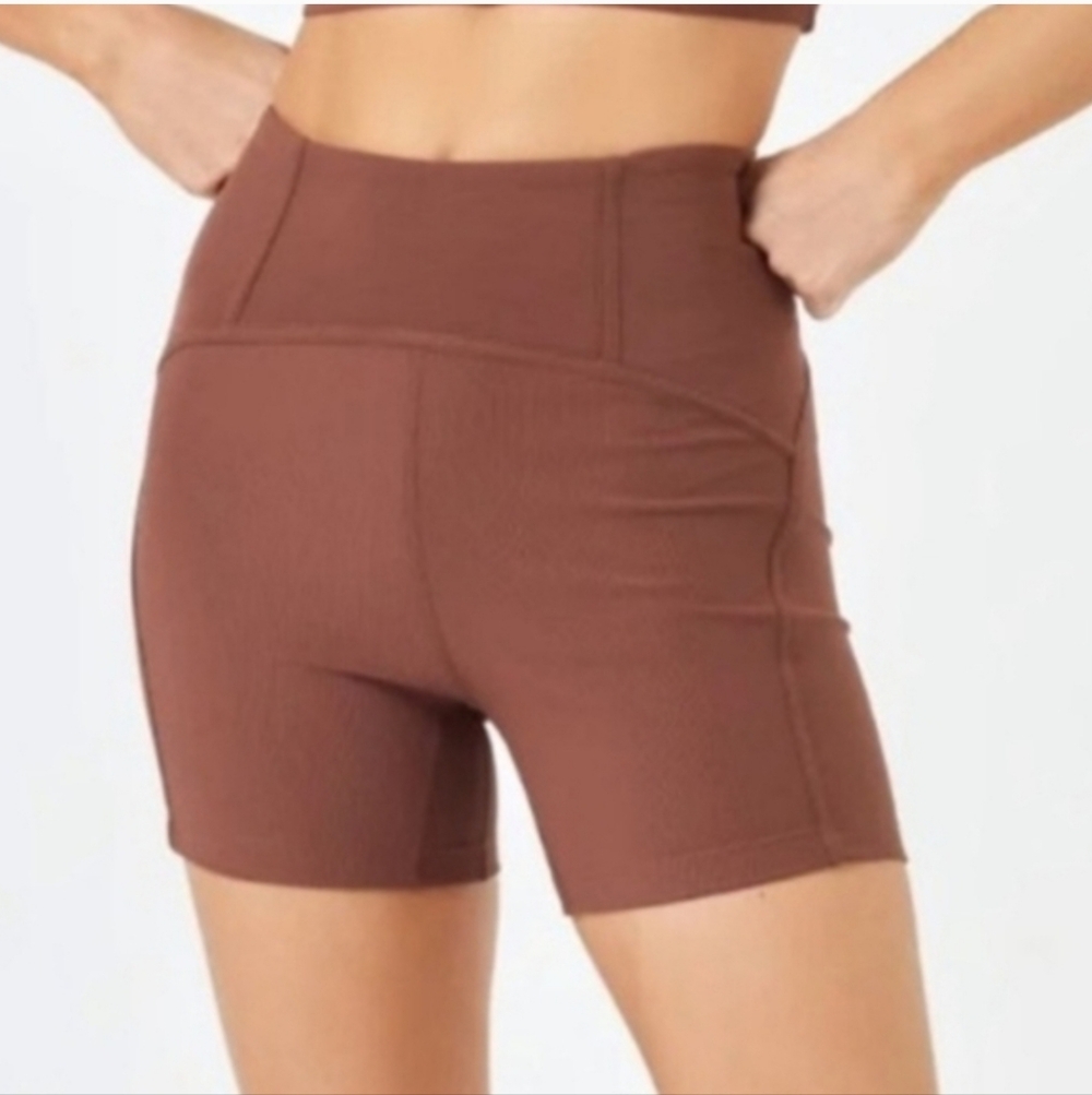 Lspace Workout Set - Picture 4 of 8